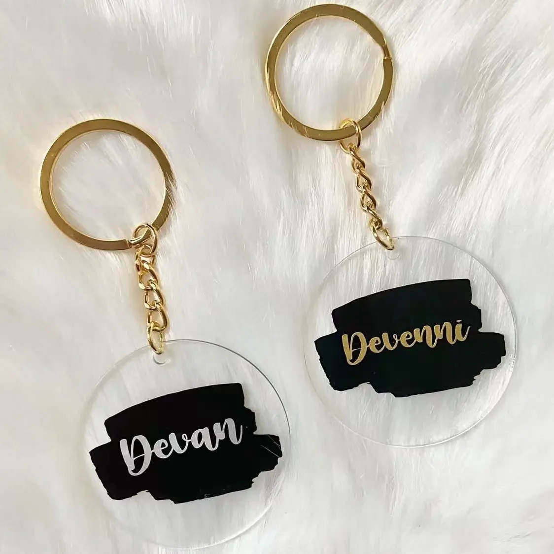 Porte-clés personnalisé en acrylique de dessin animé, porte-clés personnalisé avec Logo personnalisé, porte-clés en acrylique pour cadeaux promotionnels