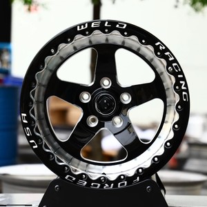 Agressief <span class=keywords><strong>5</strong></span>-spaaks Gesmede Wiel Voor Krachtige Muscle Cars | Meerdelig Raceontwerp Met Zwarte En Gepolijste Afwerking - Product Image 1