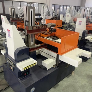 เครื่องตัดลวด CNC 5แกนประหยัด DK7735เครื่องตัดโลหะชุด DK77ความเร็วสูงพร้อมมอเตอร์หลักและส่วนประกอบ PLC - Product Image 2
