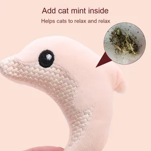 Juguete masticable en forma de delfín ecológico directo de fábrica para gatos Material de felpa súper suave con suministros para mascotas de hierba gatera - Product Image 4