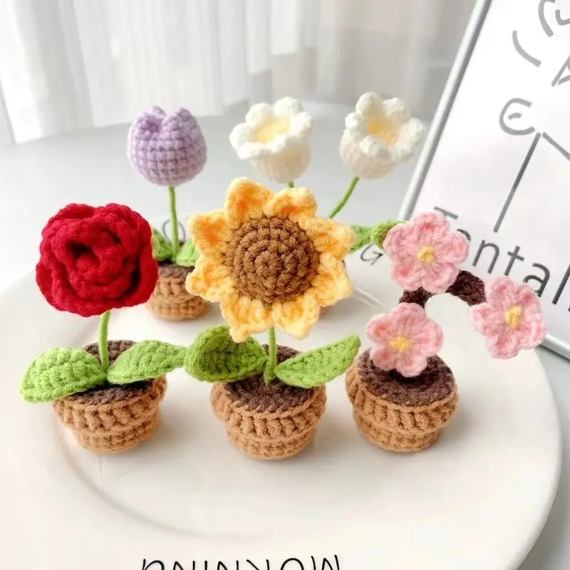 Artificial Crochet Flower Handcrafted Wool Flower Weaving Flower for Decoration Gift