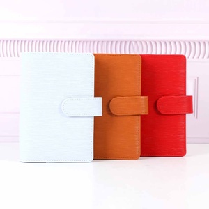 Hongbo Best Seller <span class=keywords><strong>TK</strong></span> FB Ins 19 renkli Epi deri A6 altın 30MM 6-Ring bütçe bağlayıcı dergisi planlayıcısı dizüstü folyo