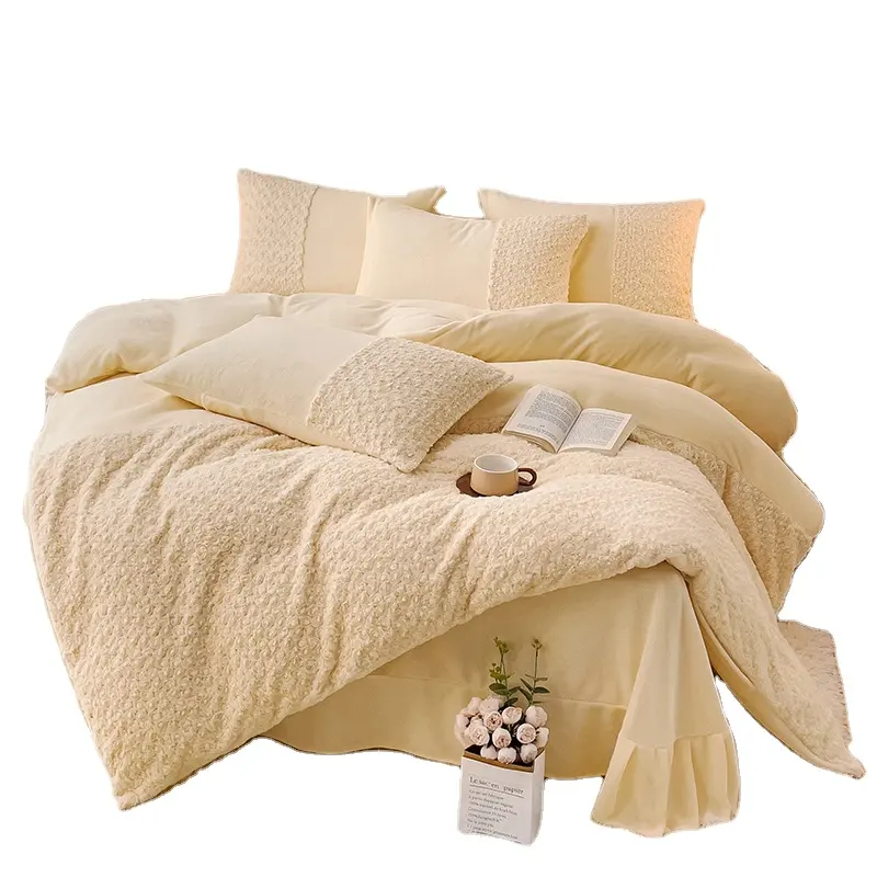 Set di quattro pezzi con letto in velluto al latte di nuovo Design e Set di trapunte invernali in finto peluche