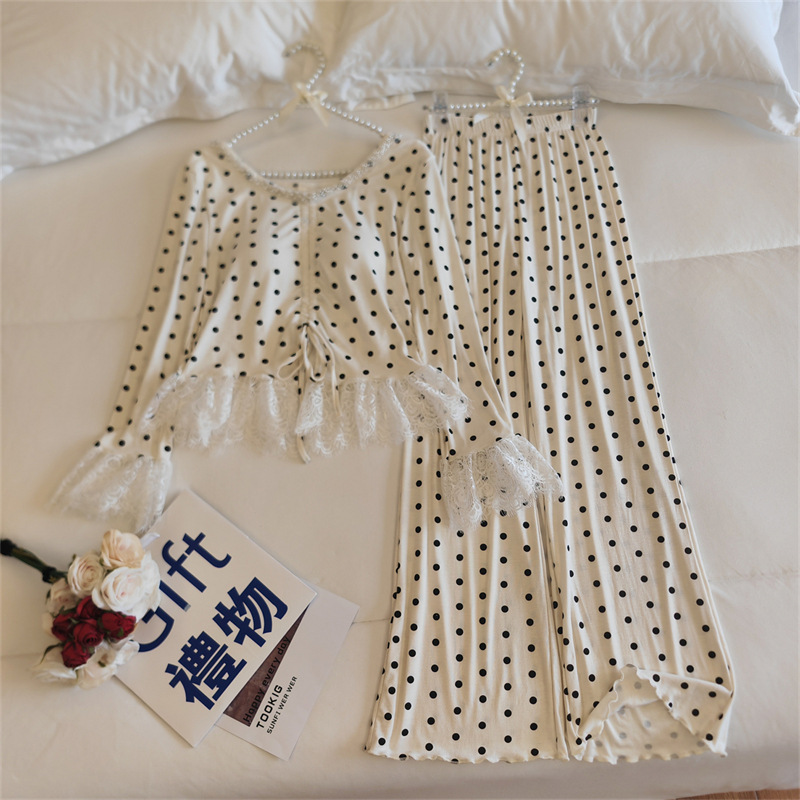 8390 à pois blanc