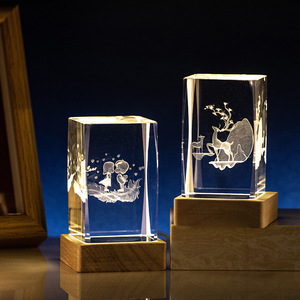 MH-TF0256 2024 mới ánh sáng ban đêm laser mặt trăng khối pha lê khối chặn giấy với ánh sáng bằng gỗ cơ sở - Product Image 2