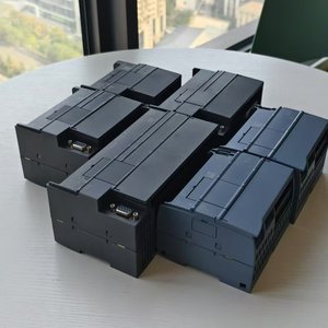 S7-200 Smart PLC AE08 6ES7 288-3AE08-0A0 Controlador Programável com Controladores Dedicados Analógicos e Digitais de Entrada/Saída