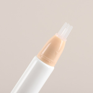 19mm Dia空の正方形のリップグロスチューブ包装10ml 15ml 20ml LDPE/PEシリコンセラミックプレートアプリケータースクリューキャップアイクリーム