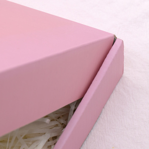 高品質の高級大型段ボール<span class=keywords><strong>10x10x10</strong></span>配送ボックス10x8x3無料ロゴ紙コルゲートボックス