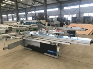MJ-45TC CNC-Platten säge | Auto Feed & Programmier bares Schneiden Ideal für kunden spezifische Möbel herstellung Schiebe tischs äge mit Kippen - Product Image 2