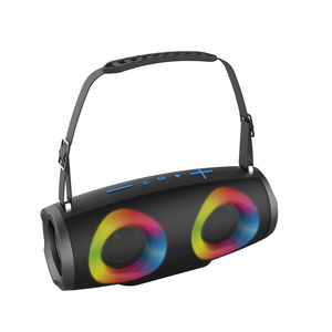 Altavoz multifuncional con Bluetooth y luz colorida, accesorio personalizado con mango - Product Image 4