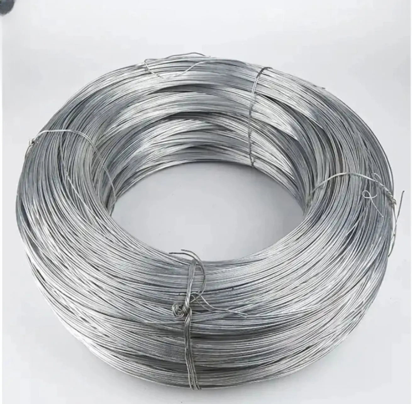 High Tensile High Carbon Galvanized Steel Factory Supply Hot Dipped GI Wire Zinc Coated Iron Wire