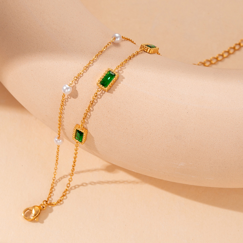 Pearl square green diamond bracelet