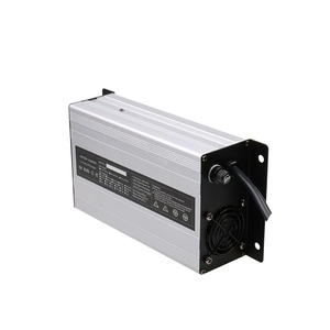標準プラグ付き3.2VLiFePO4バッテリーパック用スマート充電器3.65VDC 40A - Product Image 5