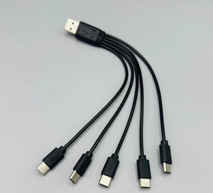 สีดำสายแยก USB แบบสั้น20ซม. สำหรับชายกับ USB C ชาย4 in 1หลาย USB C สายชาร์จได้อย่างรวดเร็ว