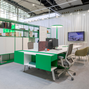 2025 El mejor escritorio fijo de oficina con particiones Estación de trabajo para varias personas Cajones personalizables para empresas grandes y pequeñas - Product Image 2