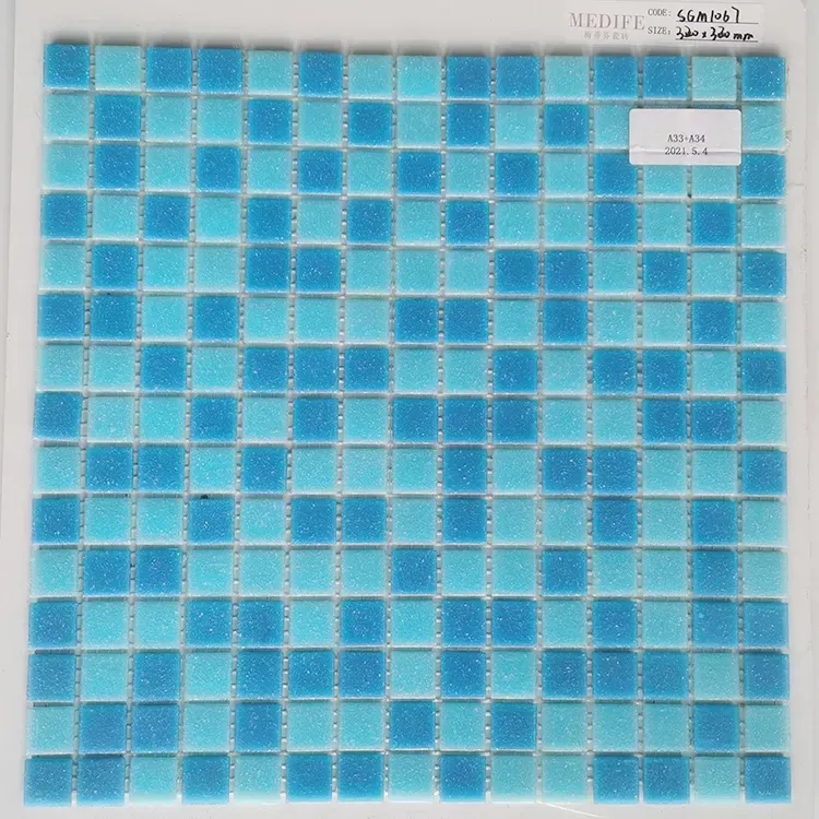 Venda quente de pisos misturados e mosaico de vidro branco para azulejos da piscina