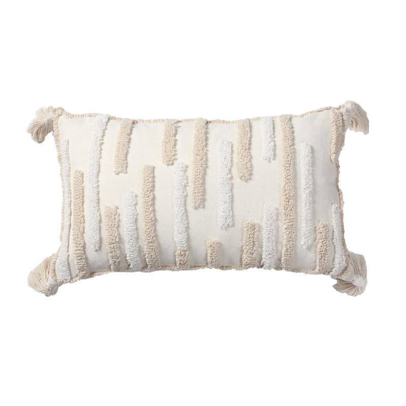 พู่สีเหลืองและสีขาว 1