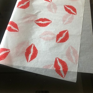 17g asit ücretsiz beyaz doku kağıt dudak ile logo baskılı 15x20 inç
