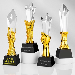 Tùy Chỉnh Thân Thiện Với Môi Đánh Bóng Lễ Giải Thưởng Cúp Với Pha Lê Ngọn Đuốc Thiết Kế Trong Suốt Cơ Sở K9 Pha Lê Cho Món Quà Lễ - Product Image 3