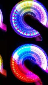 Bán buôn LED dạ quang trong suốt Fidget Quay Giải nén đồ chơi cho độ tuổi 5 đến 7 năm - Product Image 3