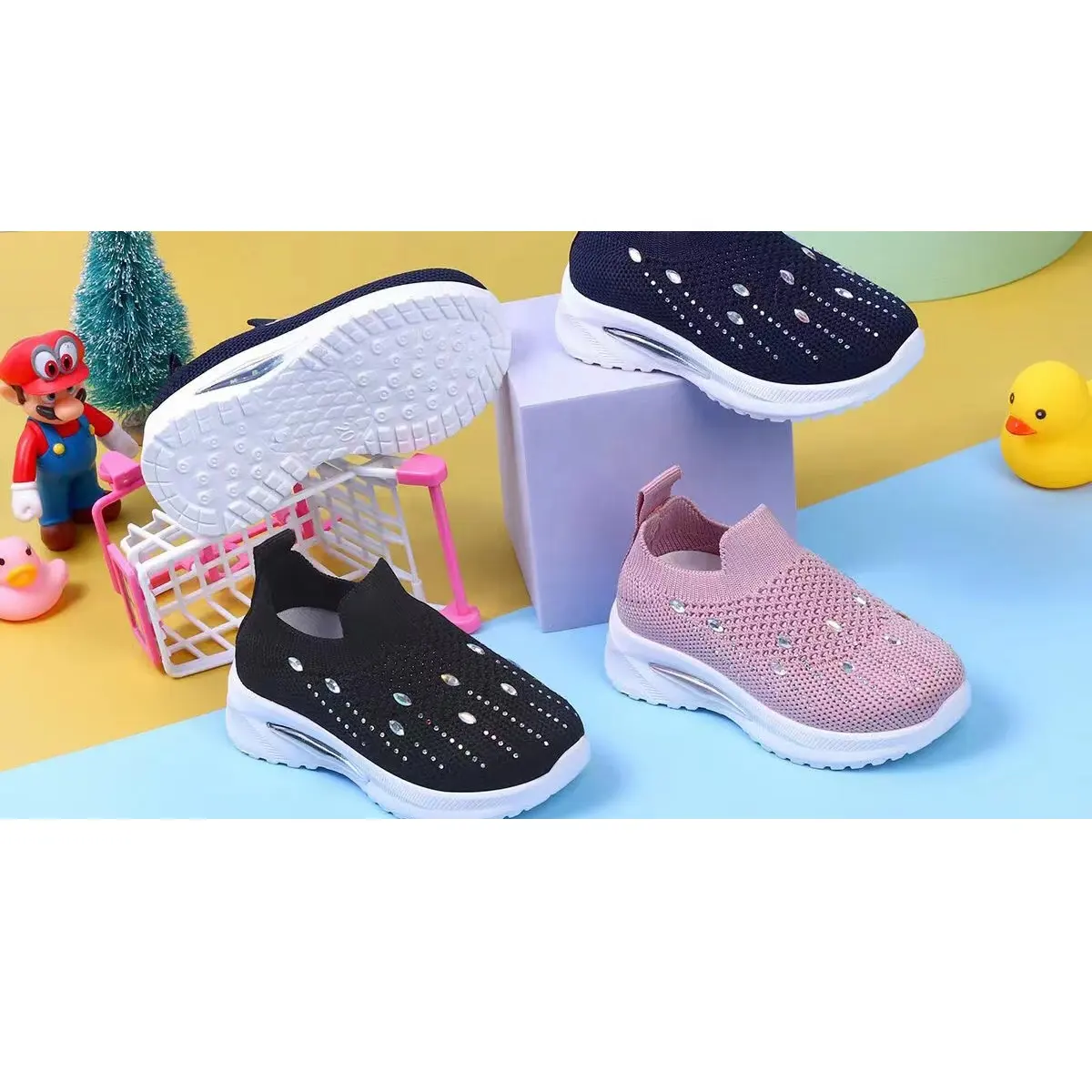 Neues Design schöne Kinder-Sportschuhe und Mädchen-Wandschuhen