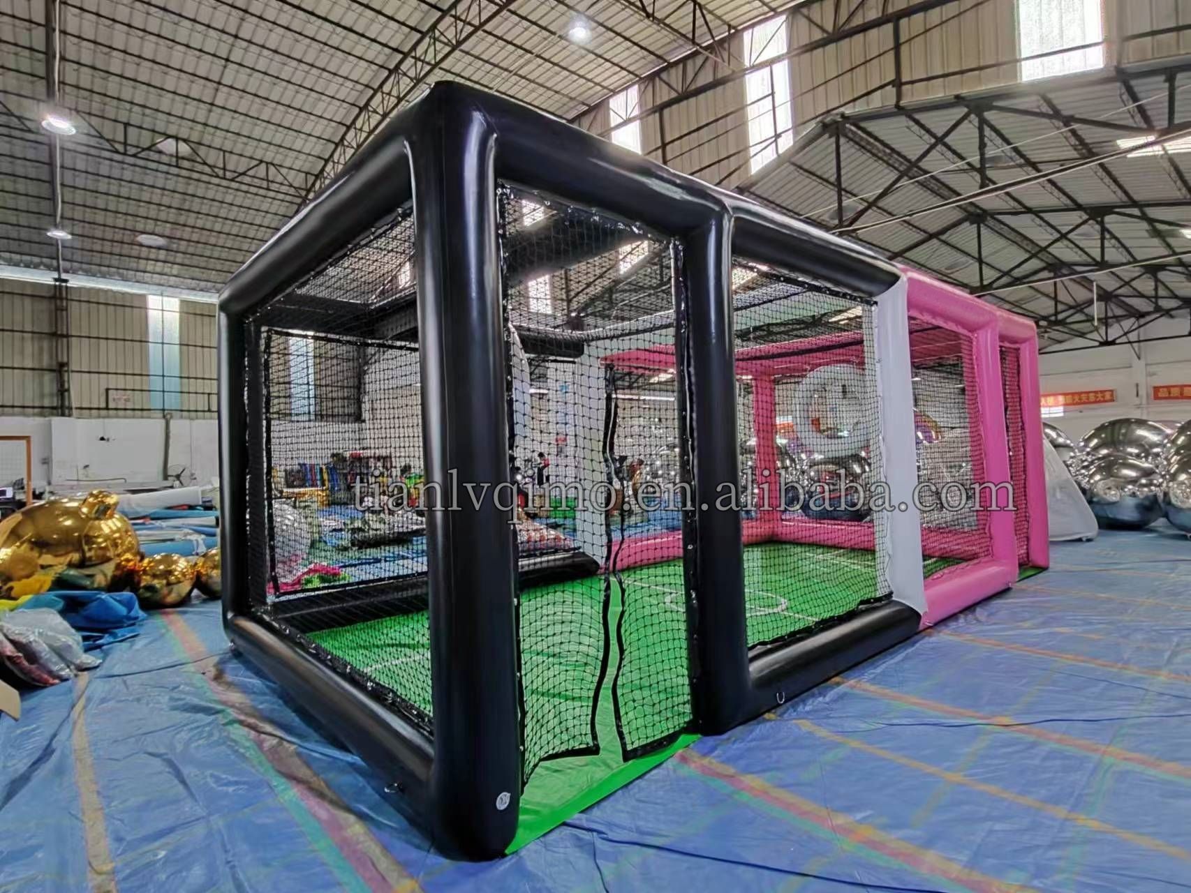 Negro + Blanco + Rosa