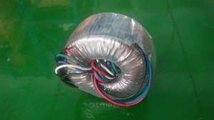 Trasformatore autoaccoppiamento anello 500VA ingresso 0V-100V-200V-220V-100V 2A uscita 0V-25V-50V-75V 2A autotrasformatore egitto Francia - Product Image 5