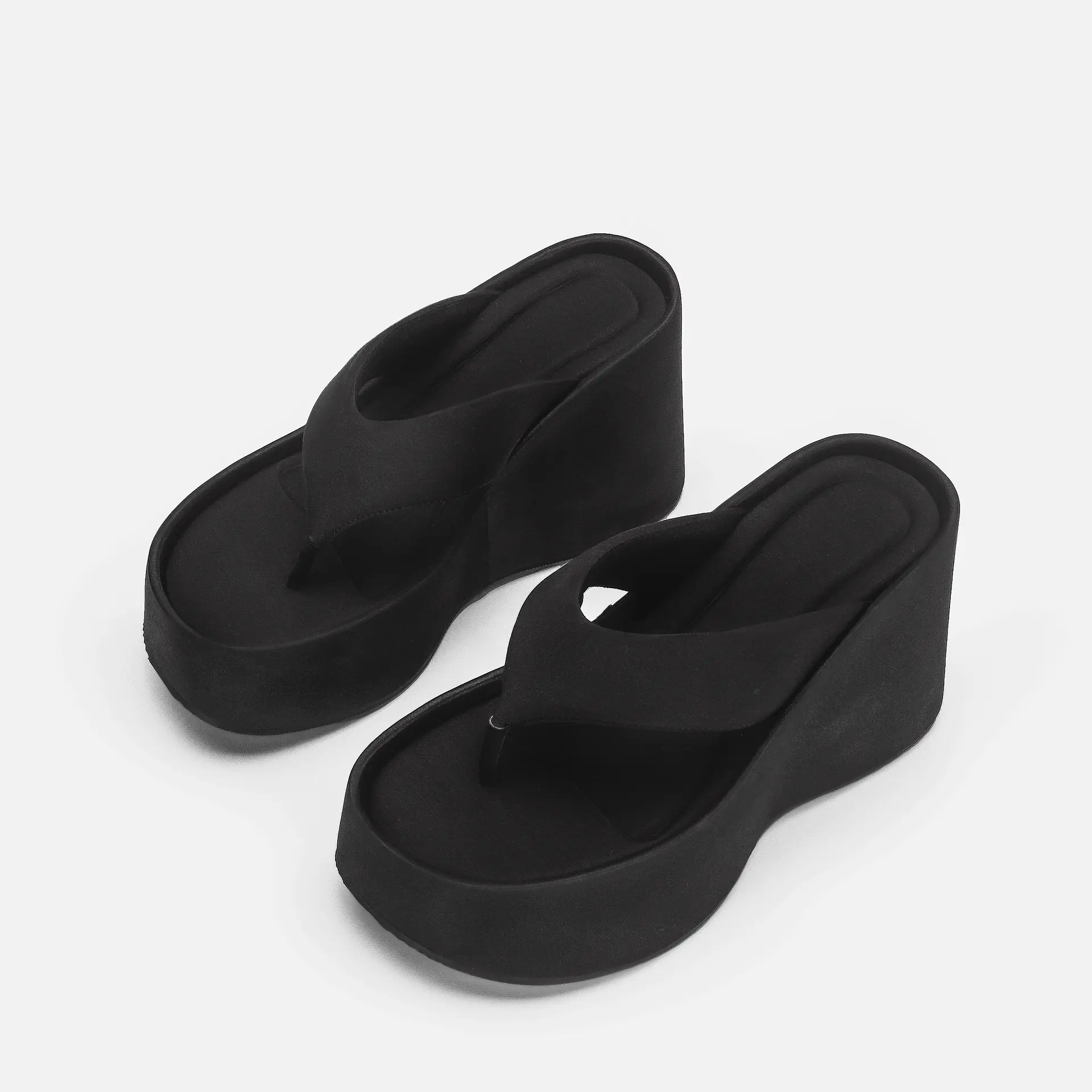Xinzirain individuelle Damen-Summer-Flip-Flop-Sandalen hohe Plattform schwarz PU-Leder Keil offen dicke sohle Ferse große Auswahl