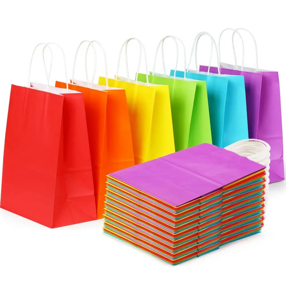 पुनर्नवीनीकरण सामग्री सफेद क्राफ्ट पेपर बैग के साथ रंगीन मुद्रित खरीदारी पेपर बैग संभाल