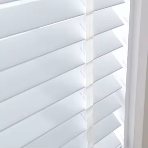 Plastik bıçak PVC jaluziler ile çin fabrika tedarikçisi yüksek kaliteli beyaz renk pencere