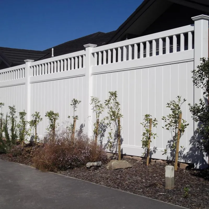 Recinzioni e cancelli impermeabili della parete del recinto della casa per le recinzioni e i cancelli di alluminio delle case per le case