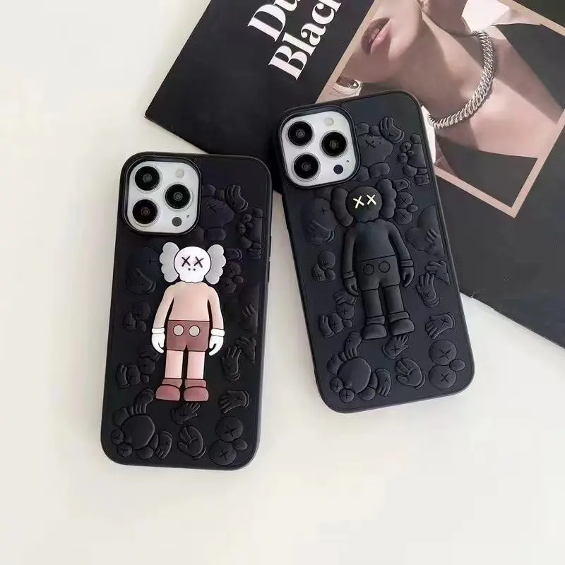 2024 Hot 3D Silicone Sale Kaws Doll Cell Mobile Phone Back Case para iPhone 15 14 13 12 11 XR iPhones Case