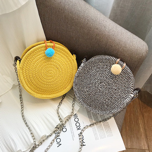 Patrón de diseño de bolso de mano de macramé hecho a mano de paja para chicas con concha bonita - Product Image 3