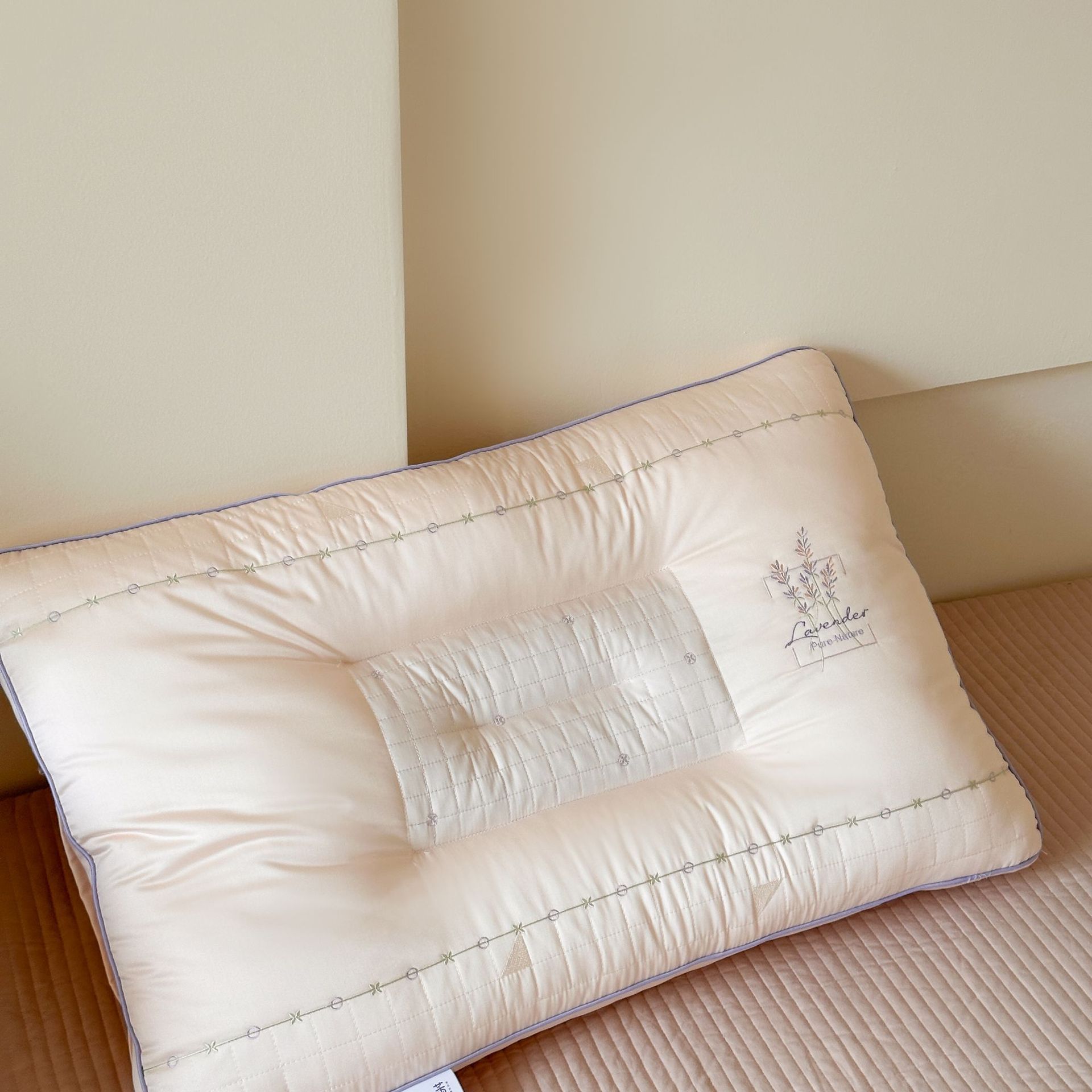 Almohada para el cuello 3D Lavanda - Rosa