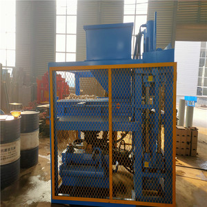QTJ4-máquina de fabricación de bloques de cemento, pavimentadora de 40 bloques huecos, maquinaria de fabricación de ladrillos de hormigón, llave normal máxima en venta - Product Image 2