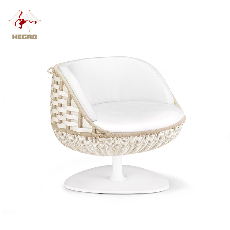 dedon-swingrest-loungechair-chalk