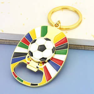 ユーロ2024サッカー冷蔵庫ステッカーキーホルダー多機能サッカースタジアムお土産ファン小さな贈り物の周り - Product Image 1