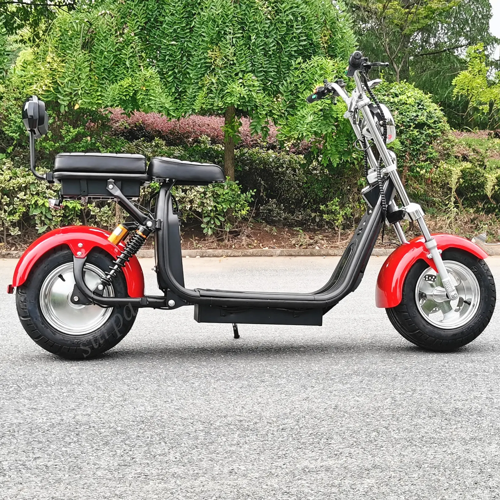 Iki çıkarılabilir pil 2000w 60v 12ah /20ah alüminyum jant güçlü elektrikli scooter kiralama mopad scooter 150cc elektrikli