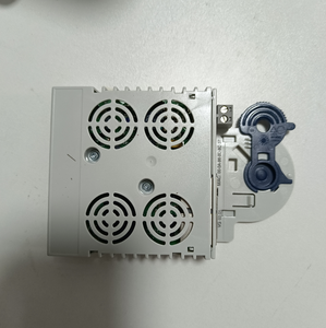 Original Lenze Servo Drive 9400 Programmable <strong>Logic</strong> <strong>Controller</strong> Lenze E94AYCER PROFINET Module - Product Image 3