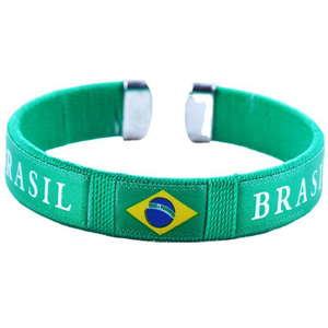 ODM OEM卸売ブラジル国旗デザインサッカーファンギフト用の柔軟な金属ナイロン織りブレスレットリストバンド - Product Image 2