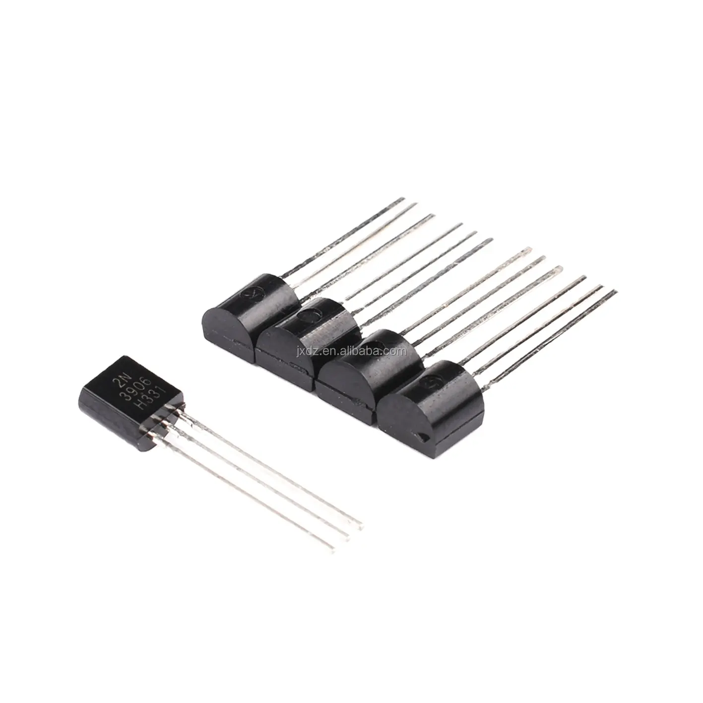 BC547 0.1A/45V NPN BC547B TO-92 Transistor nuevo y original Transistores de componentes electrónicos