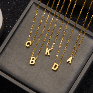Sıcak satış Unisex altın kaplama titanyum çelik kolye 26 mektuplar ile basit temperli tarzı Strand klavikula zinciri - Product Image 3