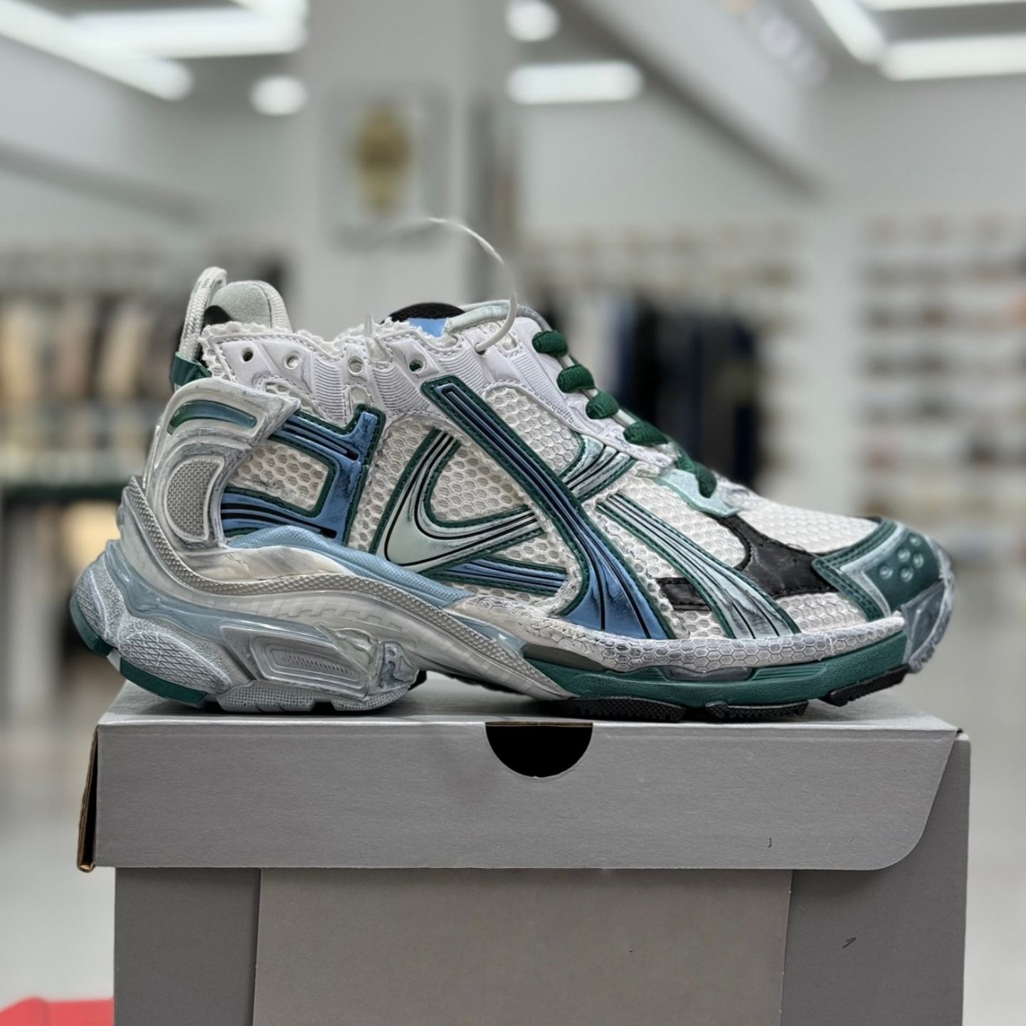 สีเขียว