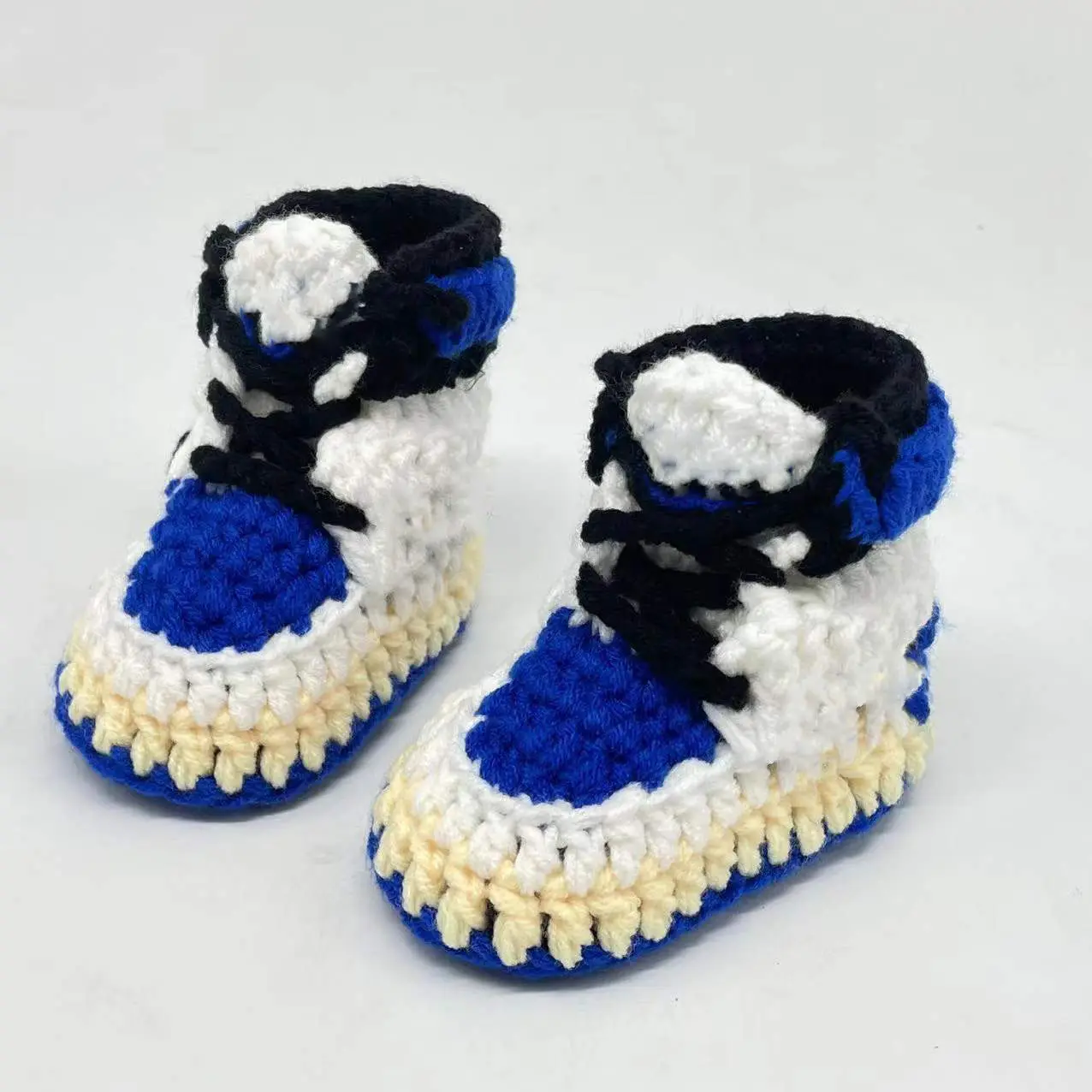 Toptan özel süper yumuşak taban yenidoğan bebek ilk yürüyüş ayakkabısı nefes bebek tığ ayakkabı