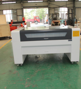 60W 80W 100W 130W 150W cnc לייזר חריטת מכונת 1390 co2 לייזר חרט קאטר עם פוקוס אוטומטי מערכת עבור עור קריסטל