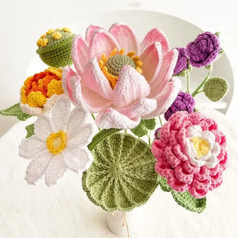 Flor de punto Producto terminado Flores de ganchillo Patrón libre Ramo de flores de ganchillo Decoración del hogar