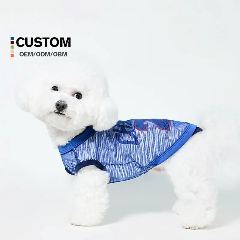 Venta al por mayor verano estilo clásico de gran tamaño multicolor algodón perro camiseta de lujo ropa para mascotas XS tamaño en blanco perro camiseta mascota