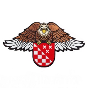 Yüksek kalite moda rozet özelleştirilmiş hayvan desen ve düzensiz kalp/alfabe işlemeli yama ile takım logosu - Product Image 4
