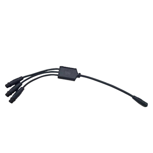 <span class=keywords><strong>Y</strong></span>型M12连接器一对二/一对六分支防水路灯和植物灯模块连接