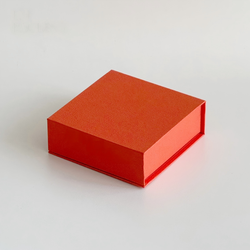Caja de regalo naranja